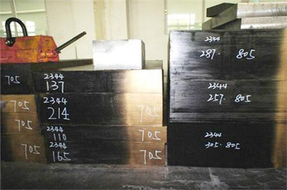 塑膠注塑模具廠——模具鋼材款式多，怎么選是門學問！