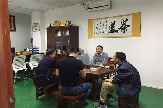 智能手環(huán)外殼模具哪家行？——看看深圳博騰納塑膠模具制造廠