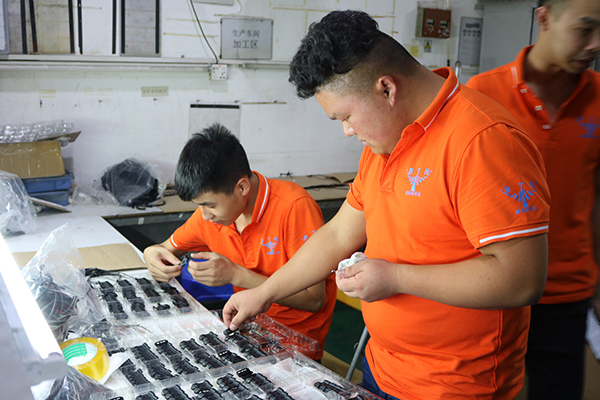 塑膠模具制造廠——博騰納力苛品質(zhì)，追求極致