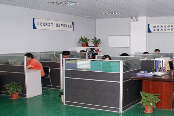 塑膠模具制造廠——智能手環(huán)外殼定制，找深圳博騰納