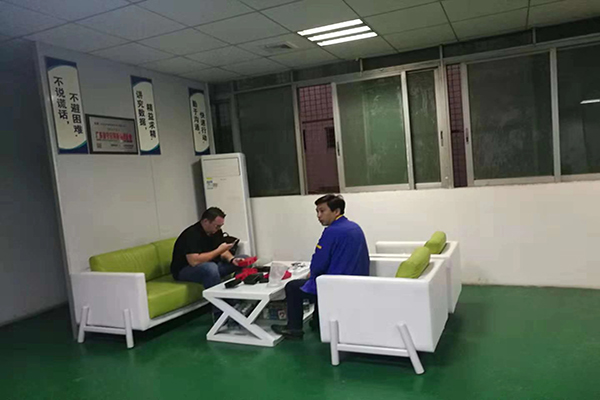 讓人省心注塑模具加工廠——生產(chǎn)高效，配合默契