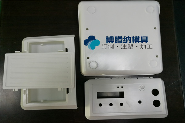 找模具加工廠，博騰納快速反應(yīng)為您解決問(wèn)題