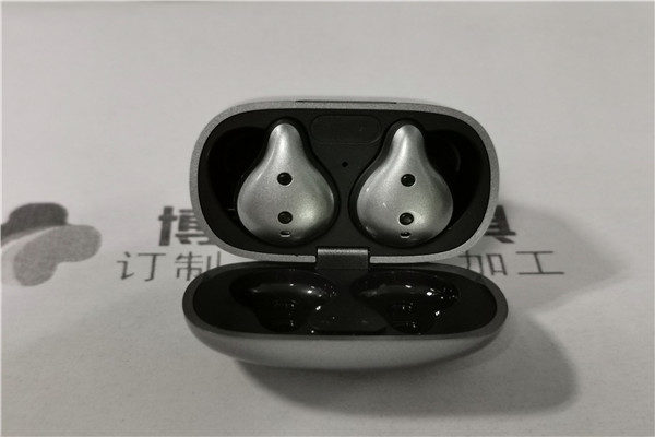博騰納藍牙耳機模具廠——12道質(zhì)檢工序，只為出品精致外觀