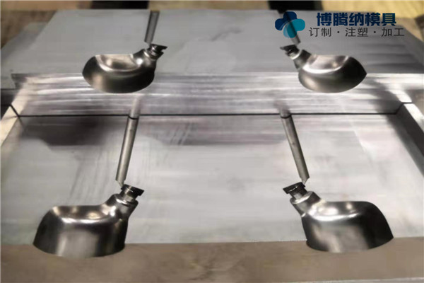 深圳藍(lán)牙耳機(jī)模具加工哪家行？博騰納，獲得全國(guó)300家企業(yè)的口碑認(rèn)可